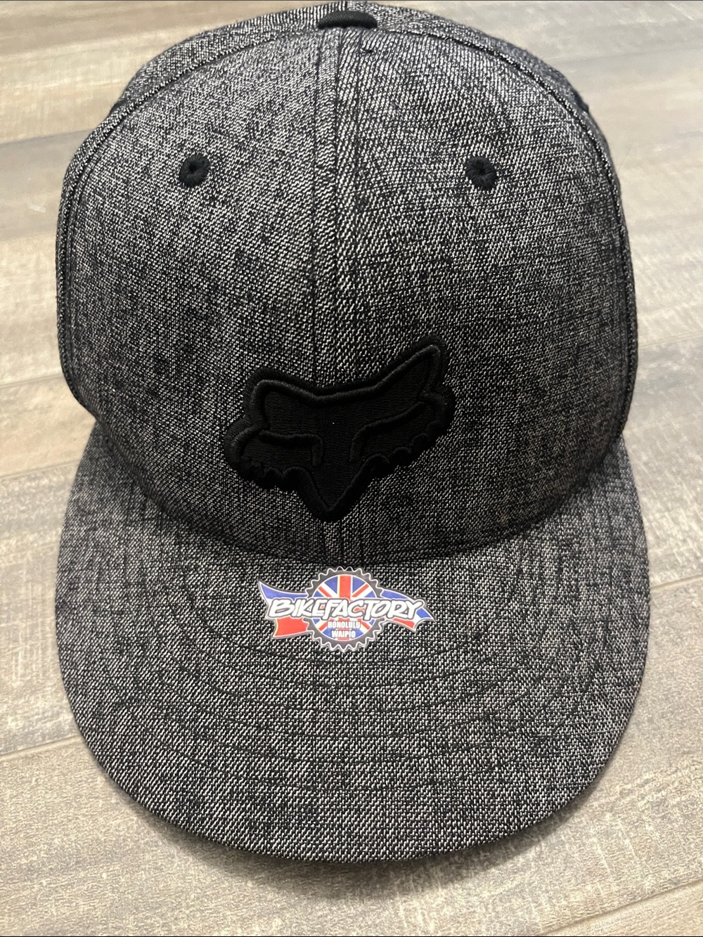 Fox Gray Heather Snapback Hat with Black Fox Head Logo - Fox